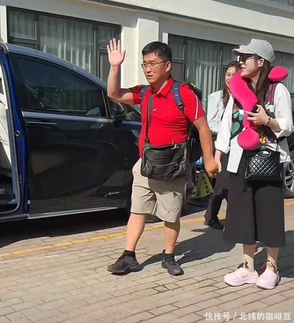 牛博 顶流网红姜涛回老家结婚！女友正面照首曝光，透露年底前还要当爸